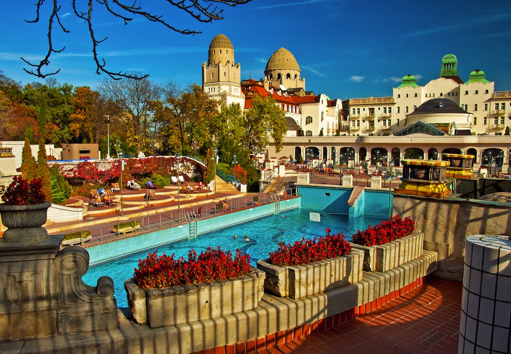 balnerario gellert (Botond Horvath - Shutterstock) balnerario gellert