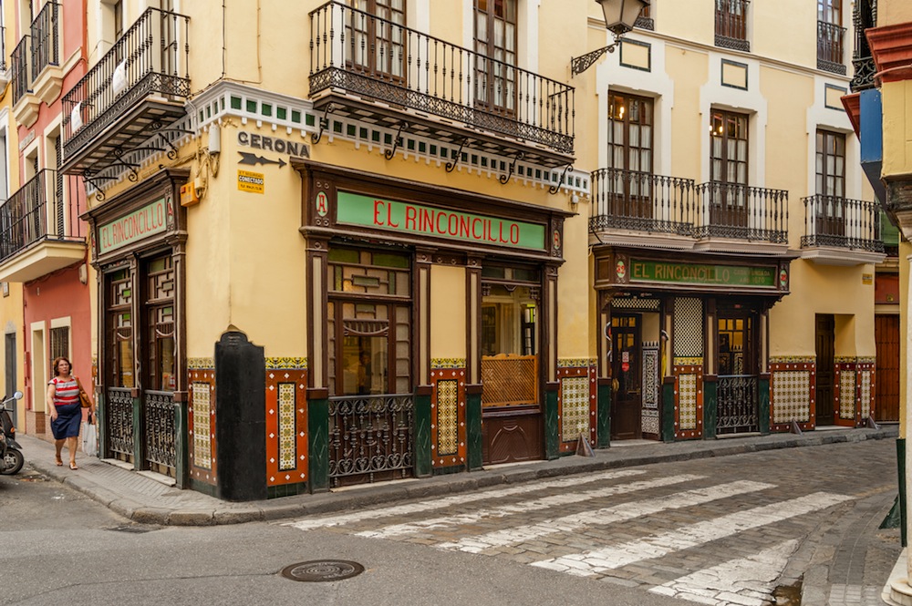 bar sevilla (Cornfield - Shutterstock) bar sevilla