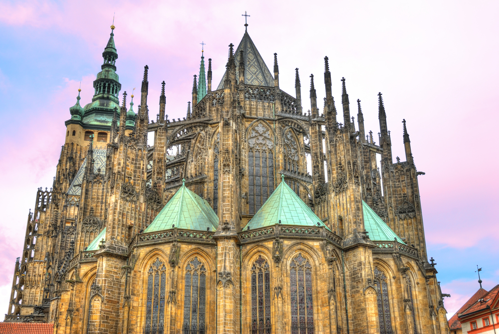 La Catedral de San Vito y sus torres en el Castillo de Praga