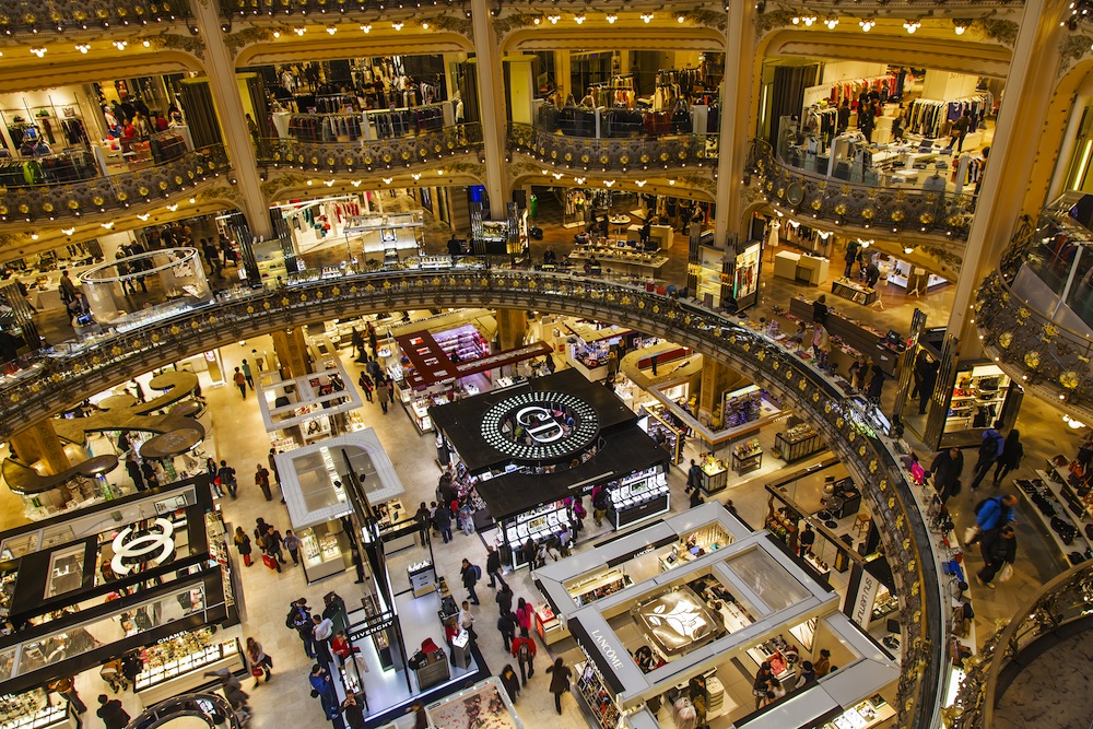 centro comercial paris (bellena - Shutterstock) centro comercial paris