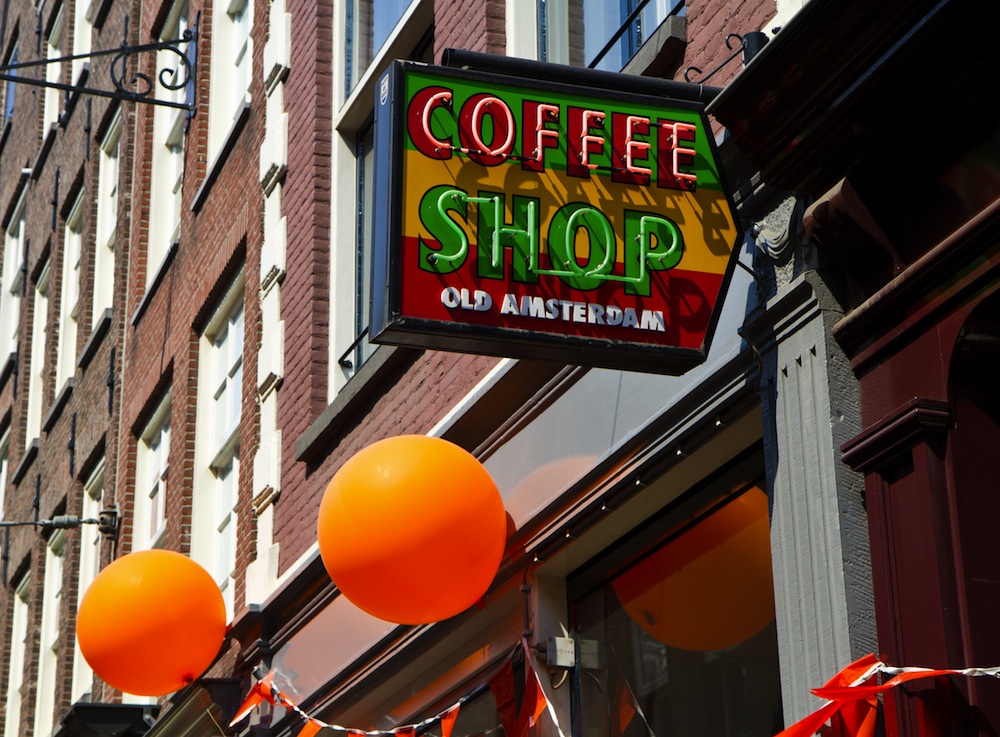 coffee shop coffee shop