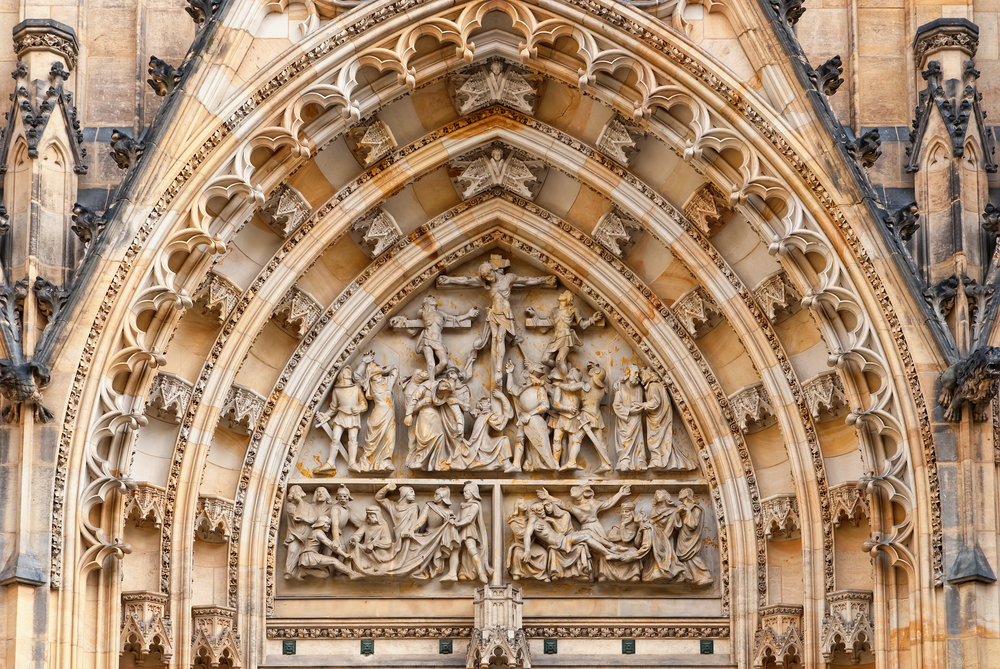 Detalle del Portal de la Catedral de San Vito, en el Castillo de Praga