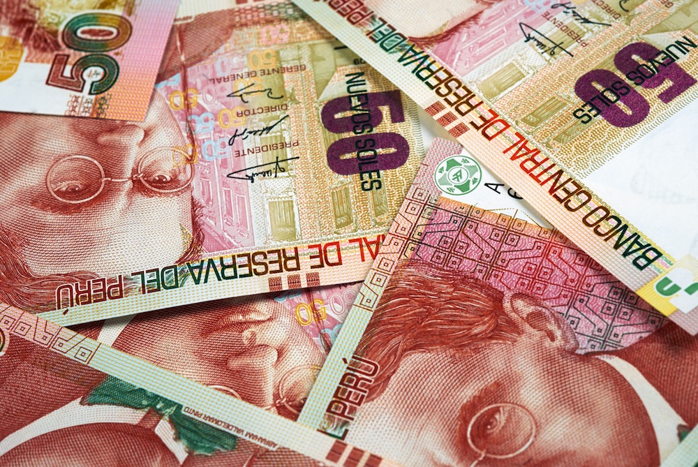 dinero peruano