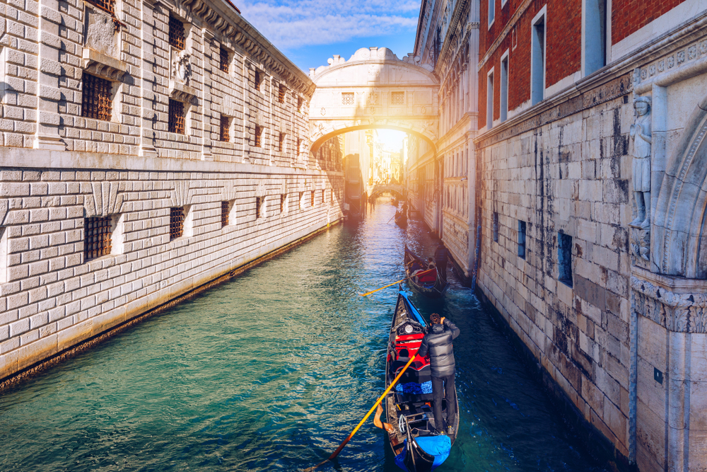 Puente de los Suspiros de Venecia