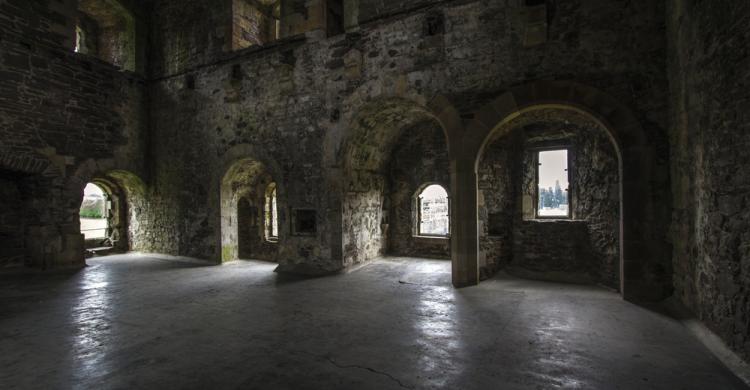 Interior del Castillo de Doune