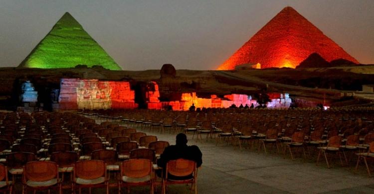 Espectáculo de luces en las pirámides
