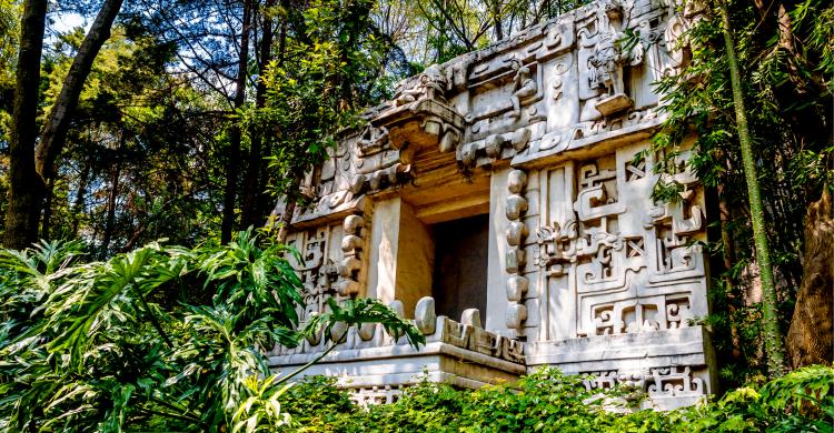 Templo Maya en el Museo de Antropología