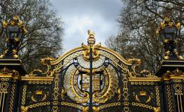 Puerta del Palacio de Buckingham Puerta del Palacio de Buckingham