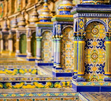 Detalles de los azulejos en Plaza España Detalles de los azulejos en Plaza España