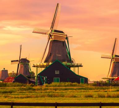Atardecer en Zaanse Schans Atardecer en Zaanse Schans
