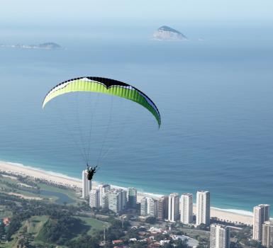 Sobrevolando Río de Janeiro en parapente Sobrevolando Río de Janeiro en parapente