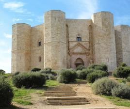 Castel del Monte en Bari
