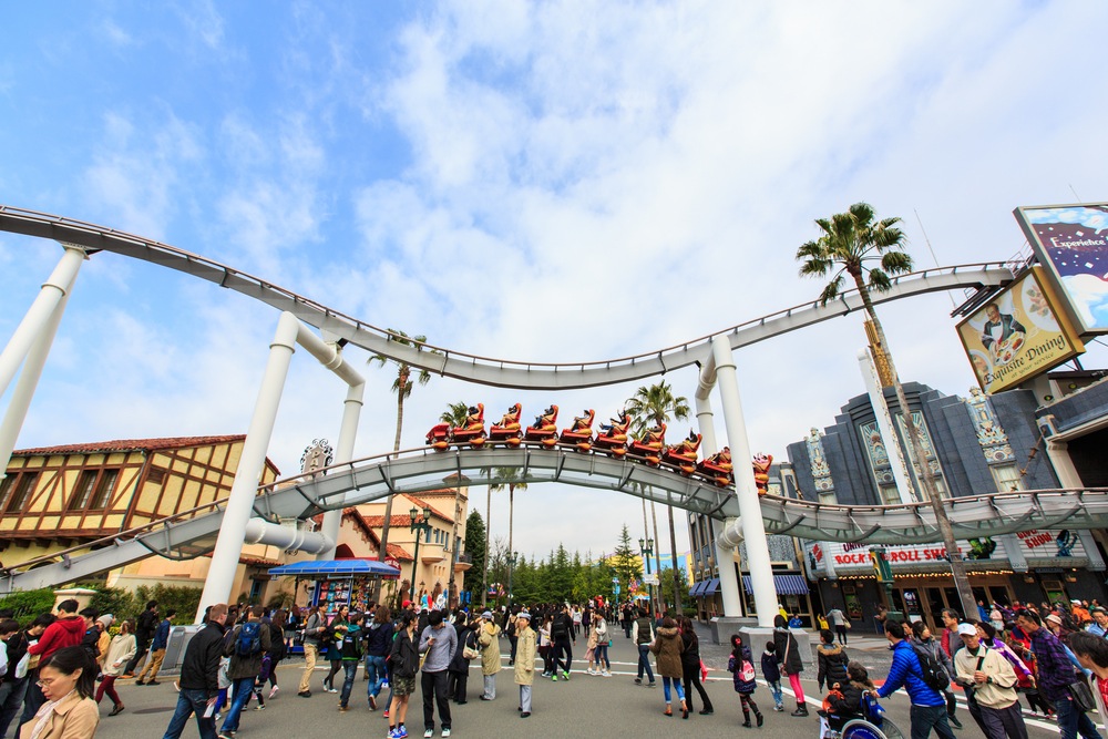 universal studios japan (Pornsak Paewlumfaek - Shutterstock) universal studios japan