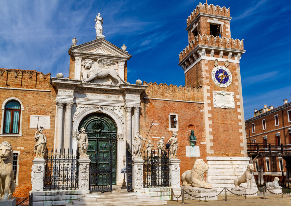 Fachada del Arsenal de Venecia