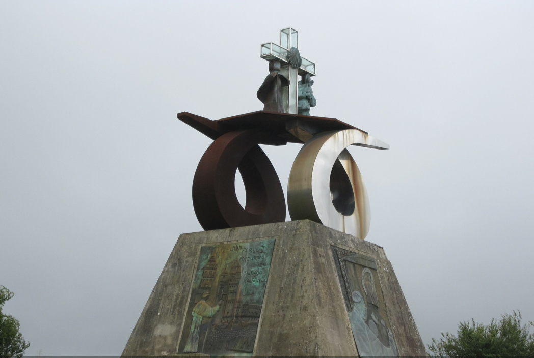 Monumento en El Monte do Gozo