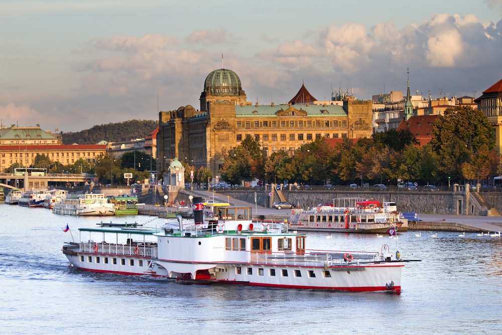 barco praga