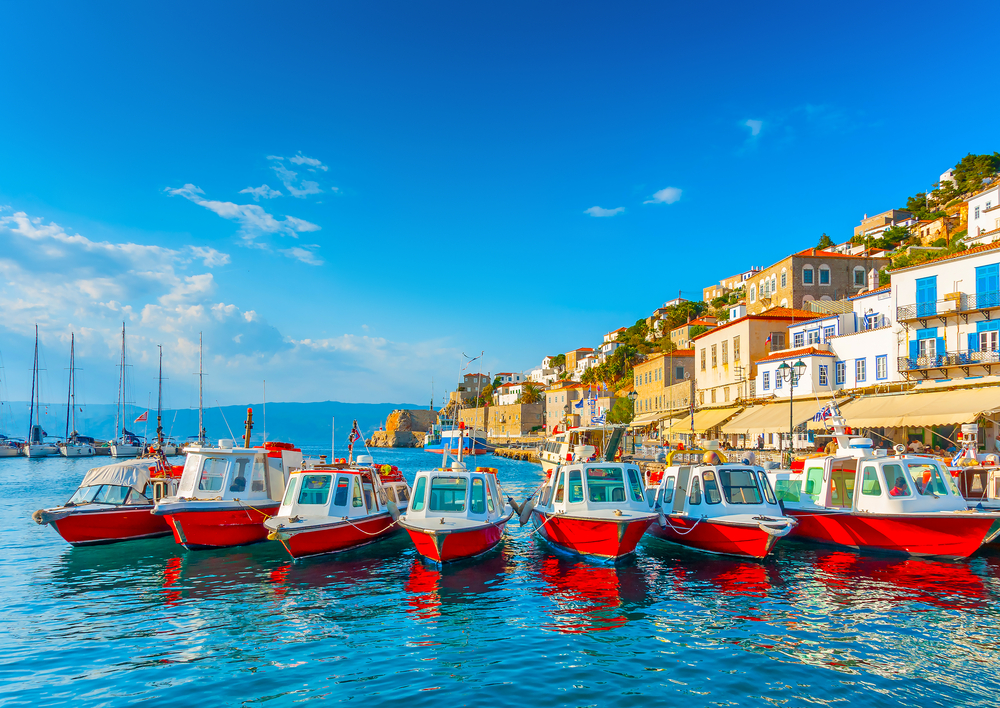 Barcos taxi tradicionales en la isla de Hidra