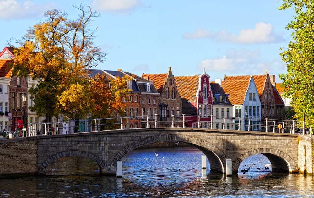 tour por los canales de brujas