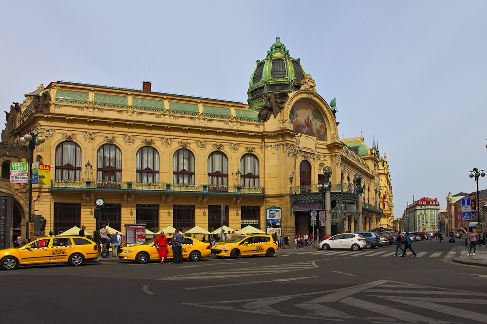 Casa Municipal de Praga