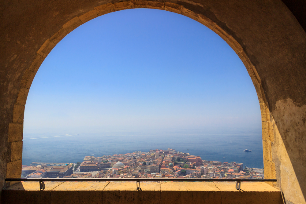Vistas de la ciudad de Nápoles desde el Castel Sant'Elmo
