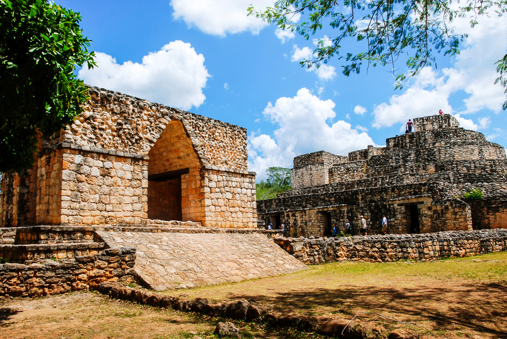 Cobá