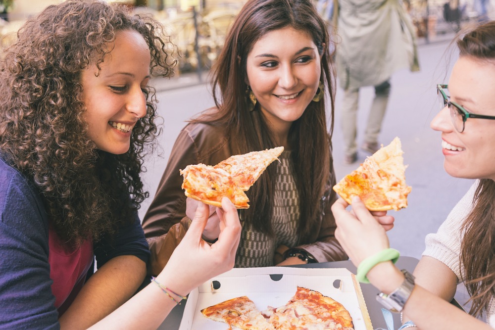 comer barato pizza