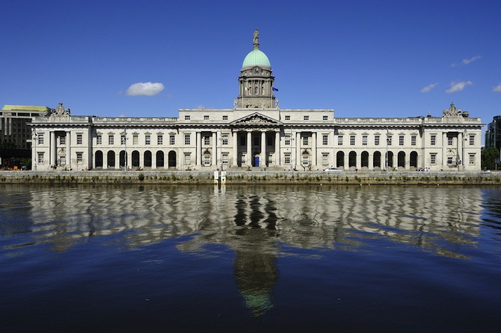 custom house