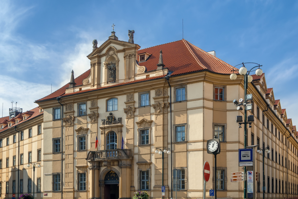Entrada al Clementinum de Praga