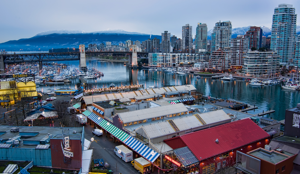 Granville Island con vistas al mercado público