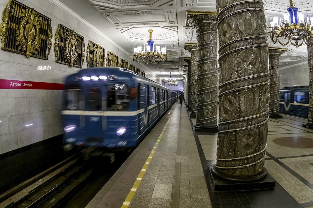 metro saint petersburg