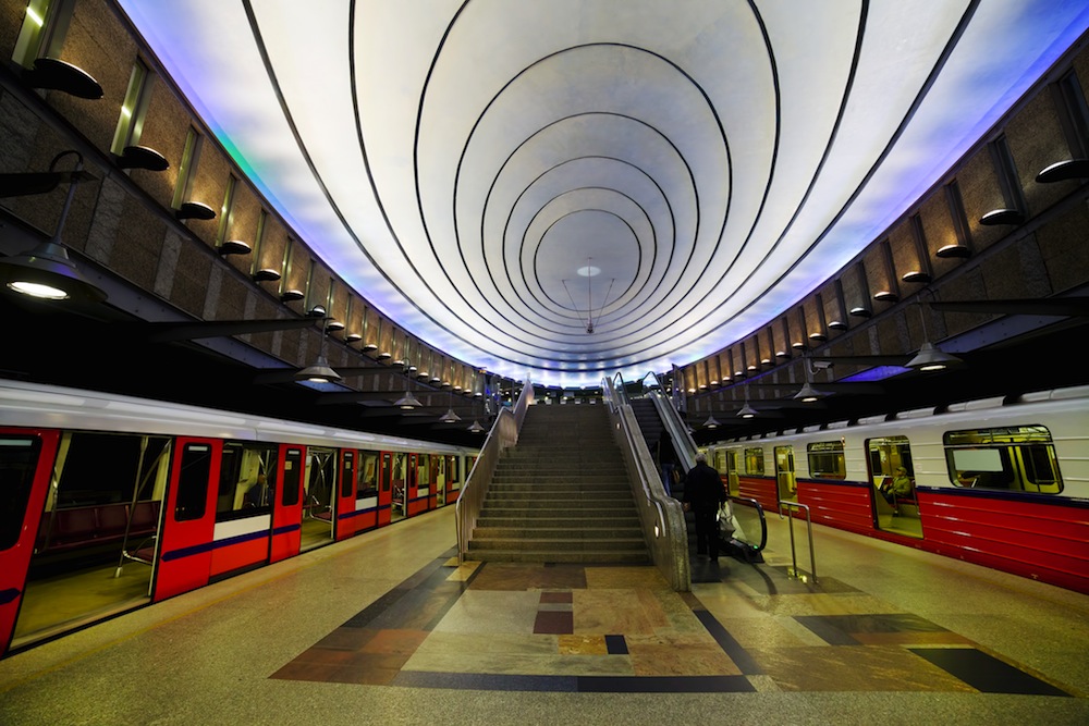 metro varsovia