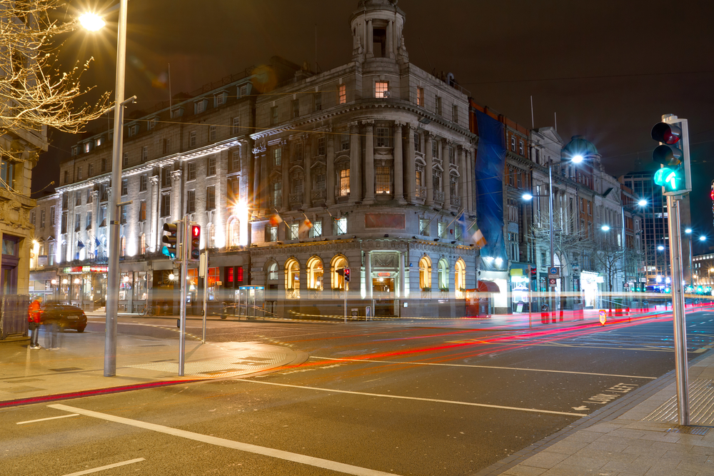 O`Connell Street de noche, Dublín