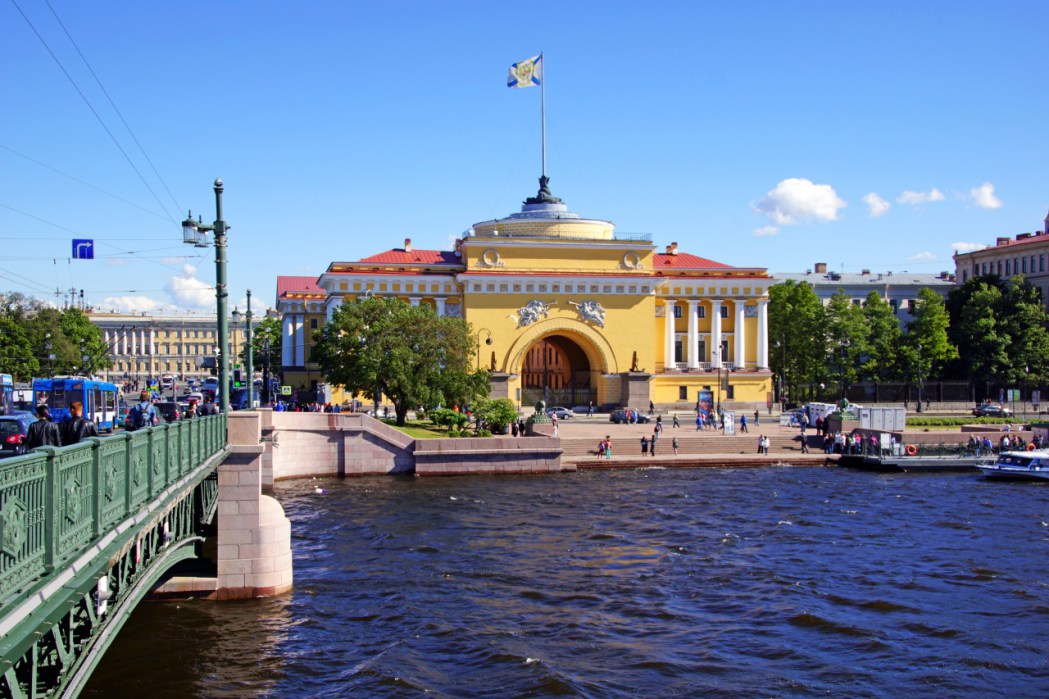 Paseo por los canales de San Petersburgo 