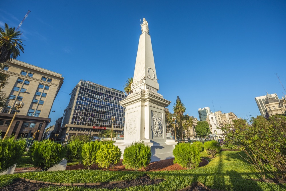 piramide plaza mayo