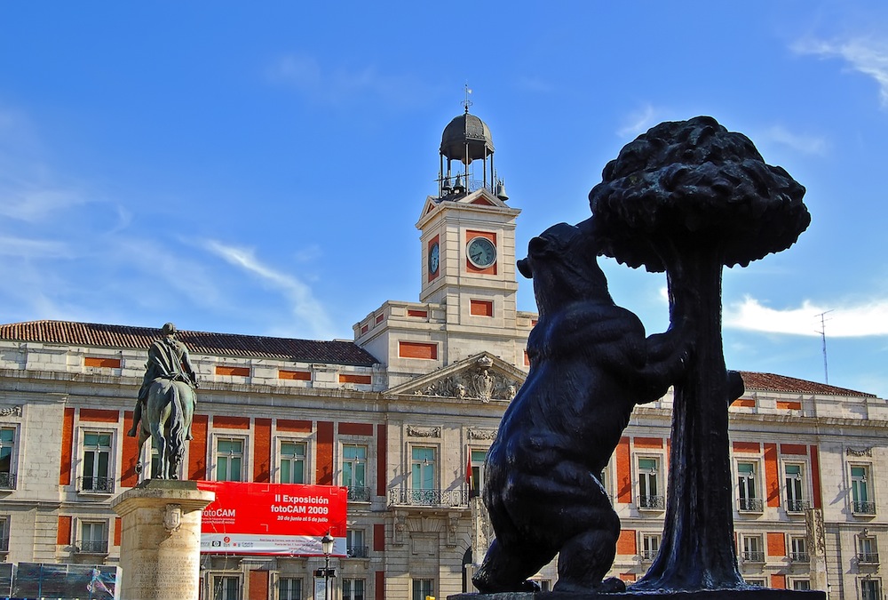 Resultado de imagen de puerta del sol madrid