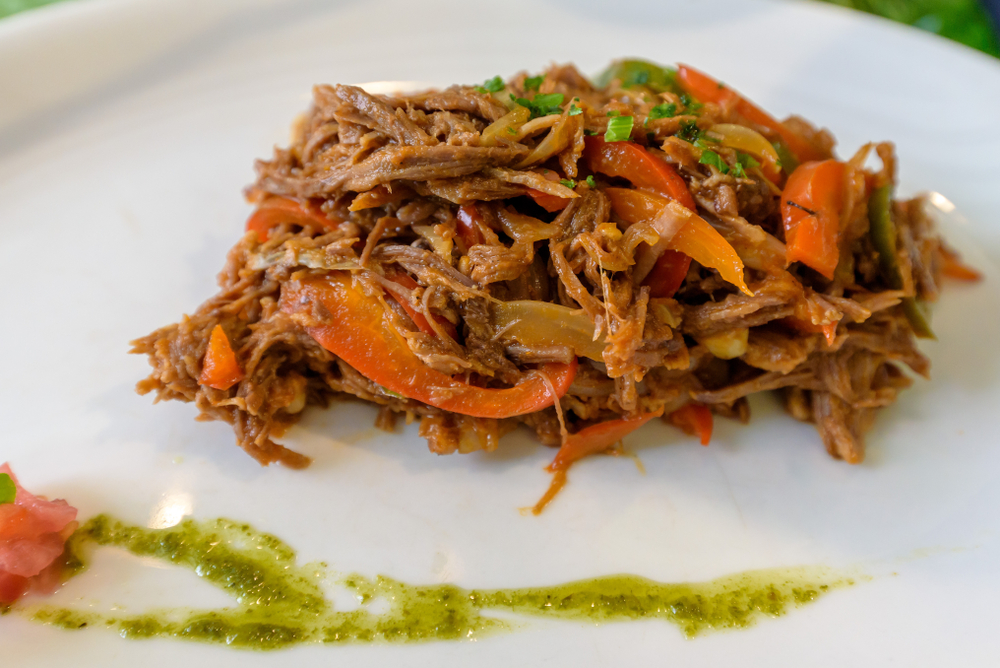 Ropa vieja cubana