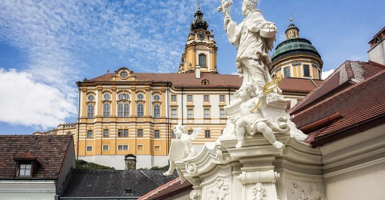 Abadía Benedictina, el tesoro barroco de Melk