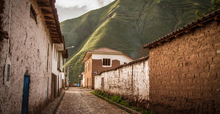 Poblado colonial de Andahuaylillas