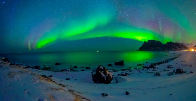 Tour nocturno para ver las auroras boreales en Islandia