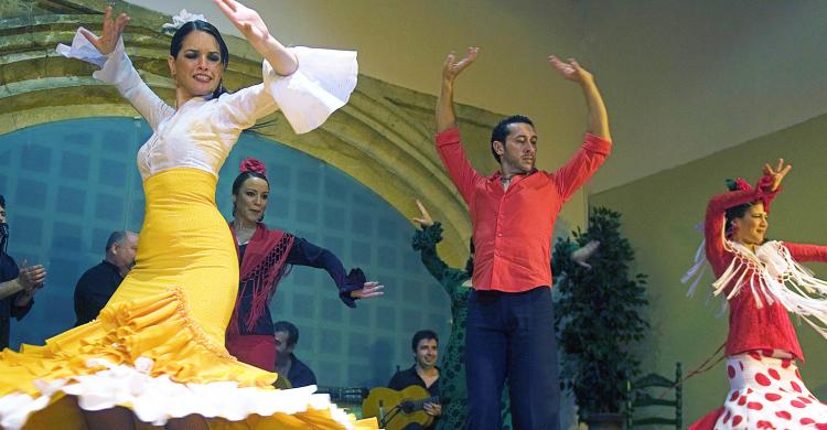 Vestuario típico flamenco