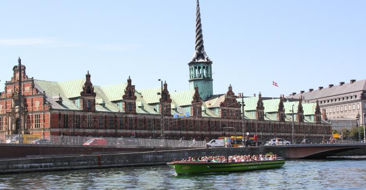 Barco turístico Hop On - Hop Off de Copenhague