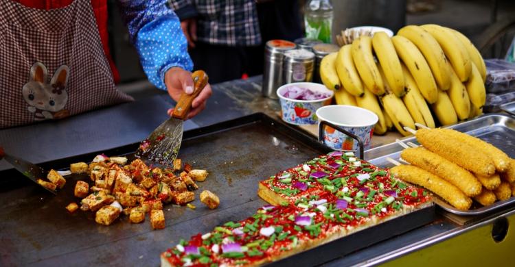 Puestos de comida en el barrio musulmán de Xi'an