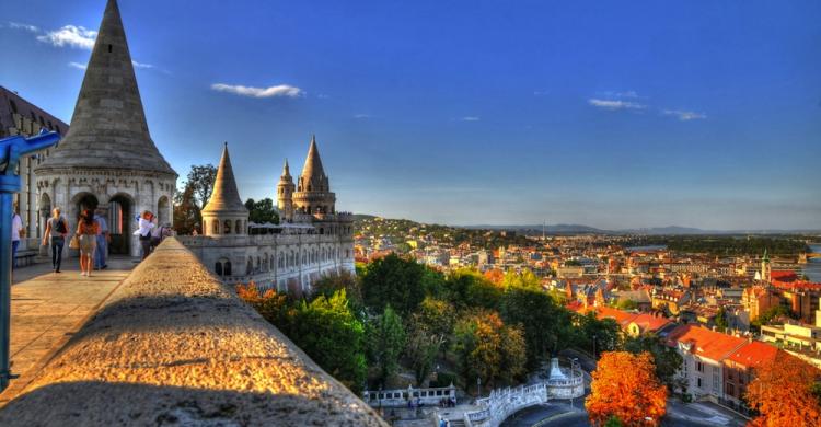 Vistas de Budapest desde el Bastión de los Pescadores