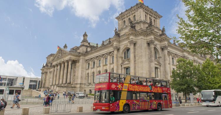 Bus turístico con paradas libres ¡recorre Berlín a tu aire!