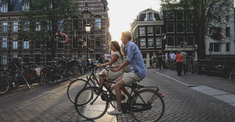 Calles de Ámsterdam en bicicleta