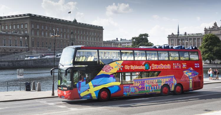 Autobús con paradas libres por Estocolmo