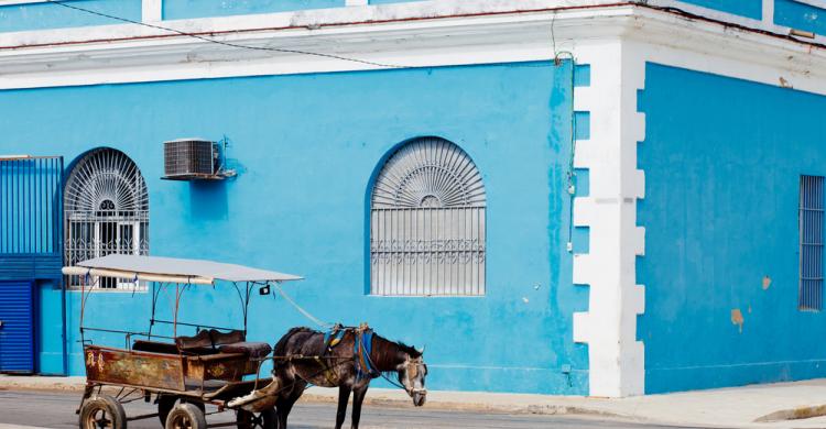 Carruaje en las calles de Cienfuegos