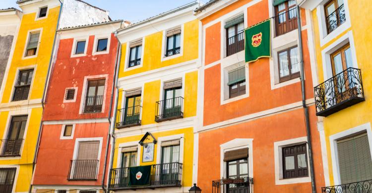 Casas coloridas en Cuenca