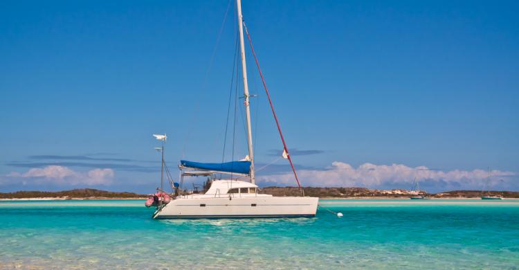 Catamarán rumbo a Isla Mujeres