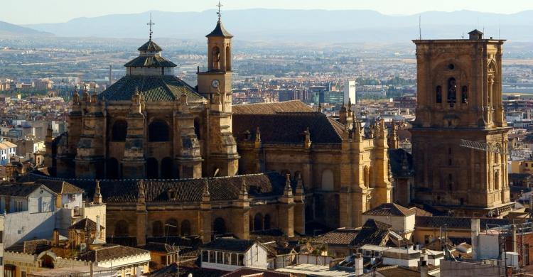 Catedral de Granada, parte de nuestra ruta histórica